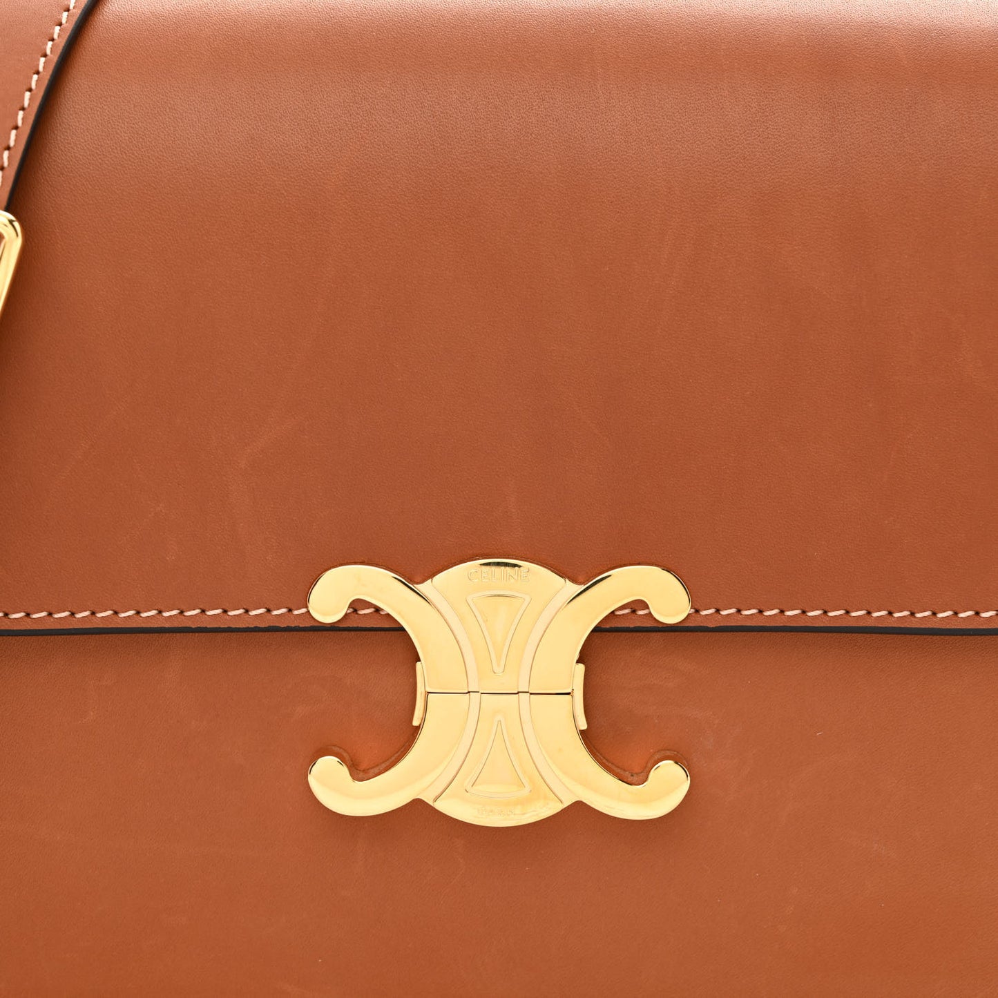 Natural Calfskin Medium Triomphe Tan