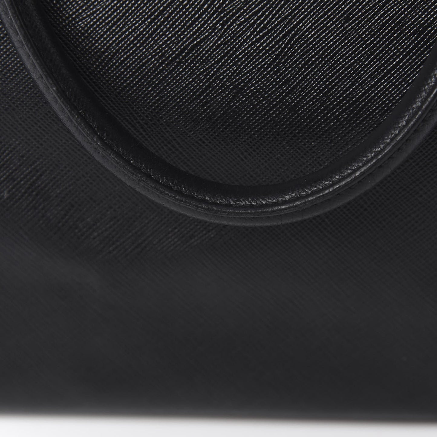 Saffiano Medium Galleria Double Zip Tote Black
