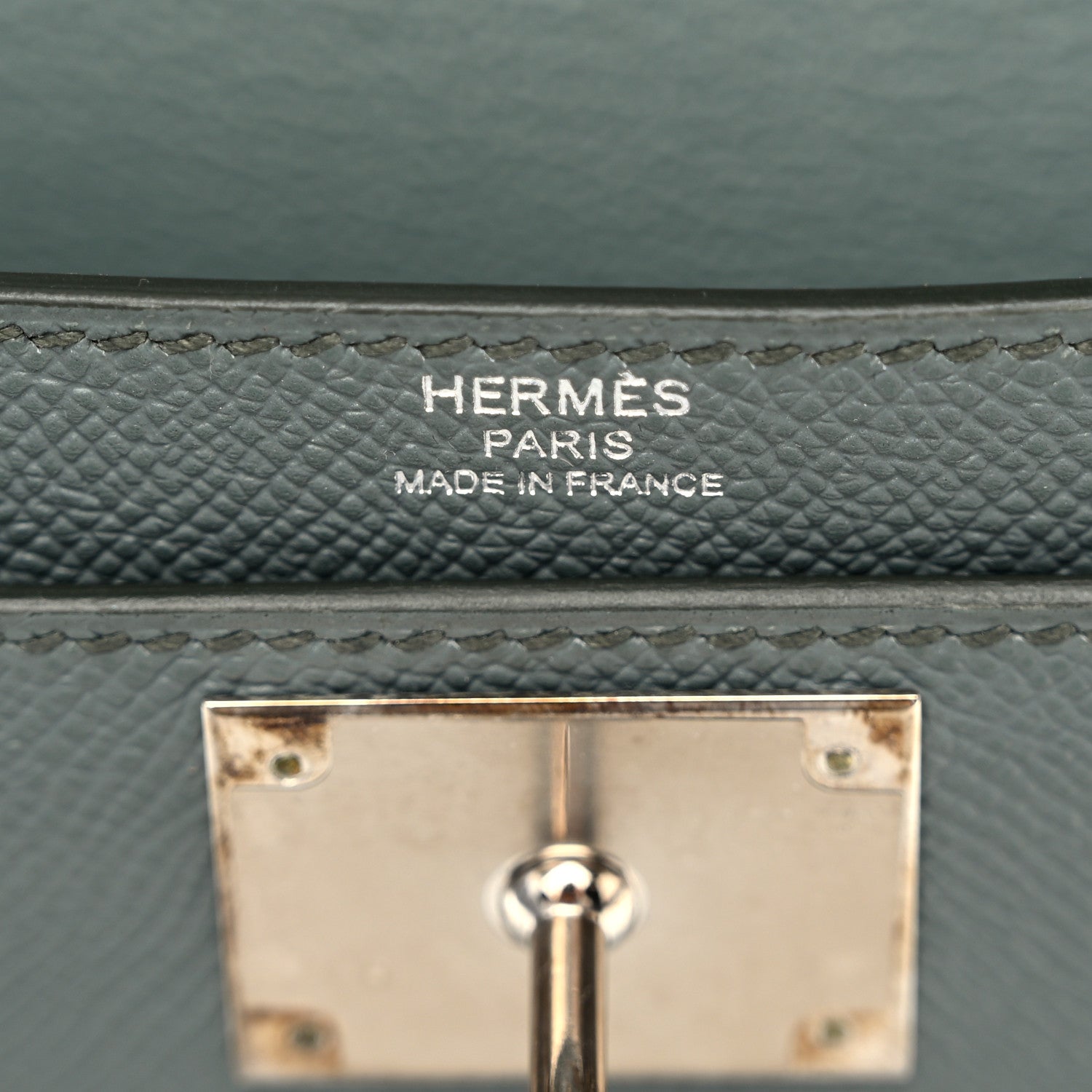 Hermes Epsom Kelly Depeches 25 Pouch Vert Amande 7 of 11
