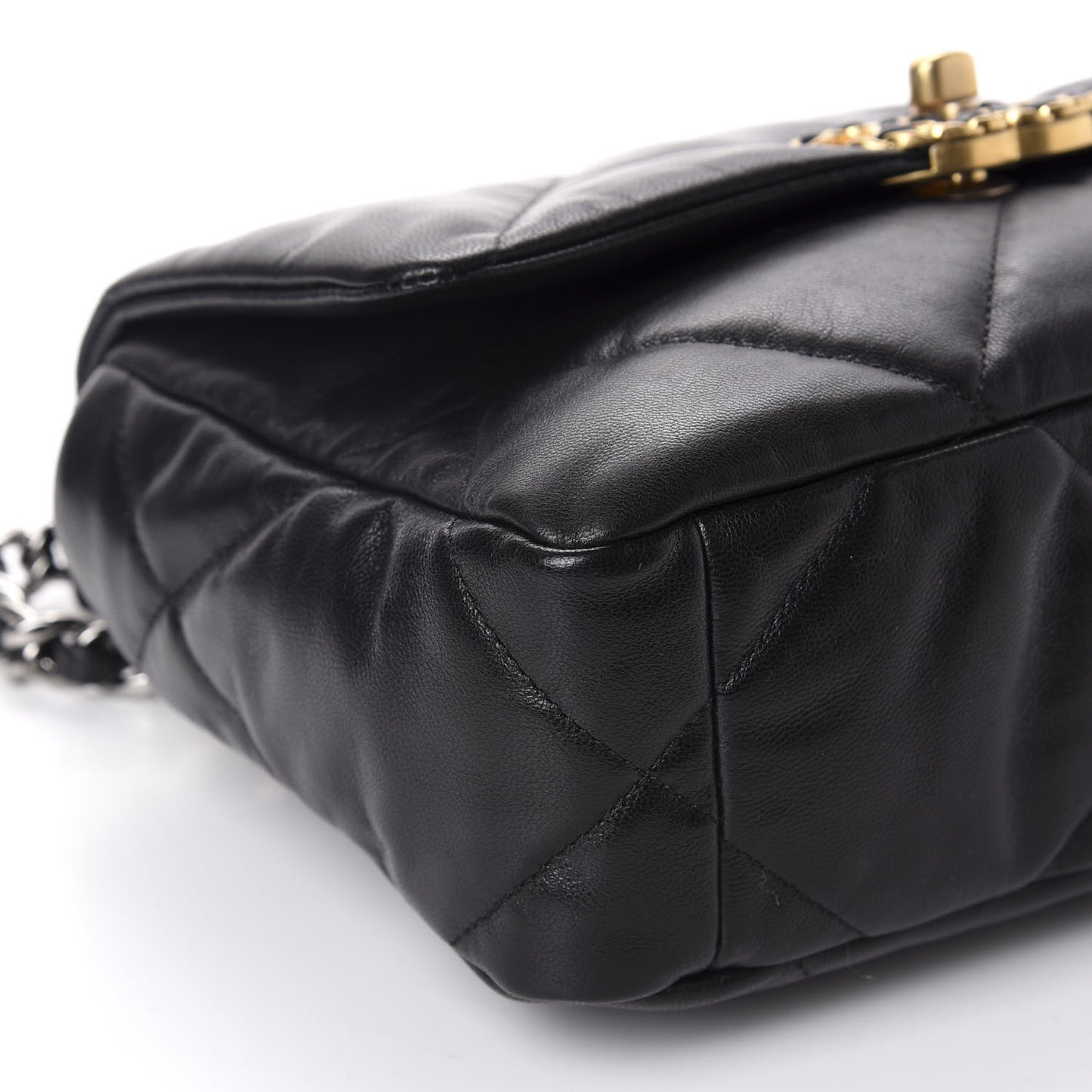 Goatskin Quilted Medium Chanel 19 Flap Black