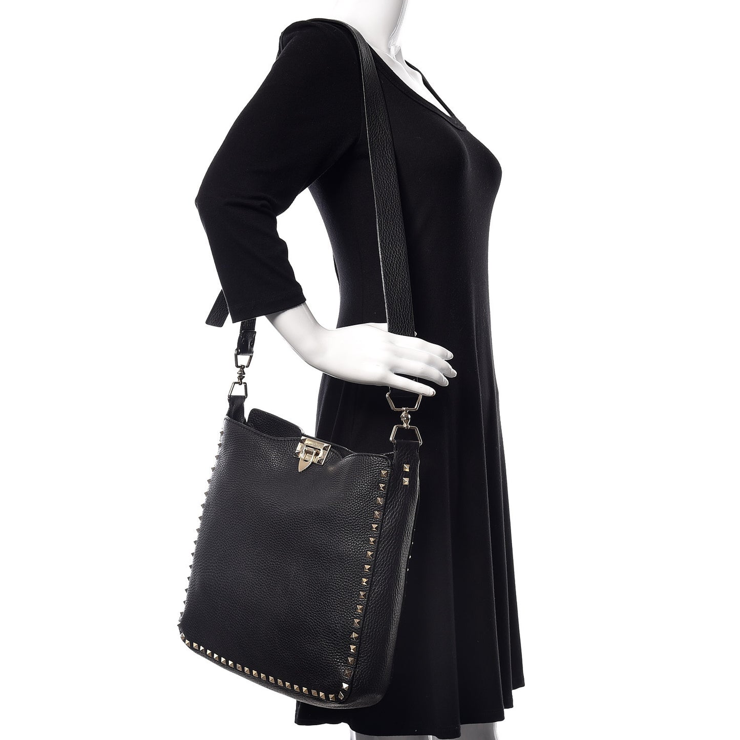 Pebbled Calfskin Large Rockstud Flip-Lock Messenger Bag Black