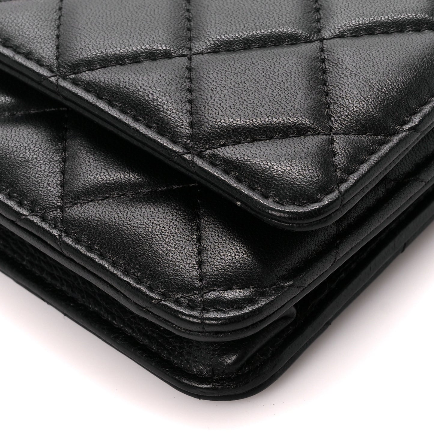 Lambskin Quilted Wallet On Chain WOC Black