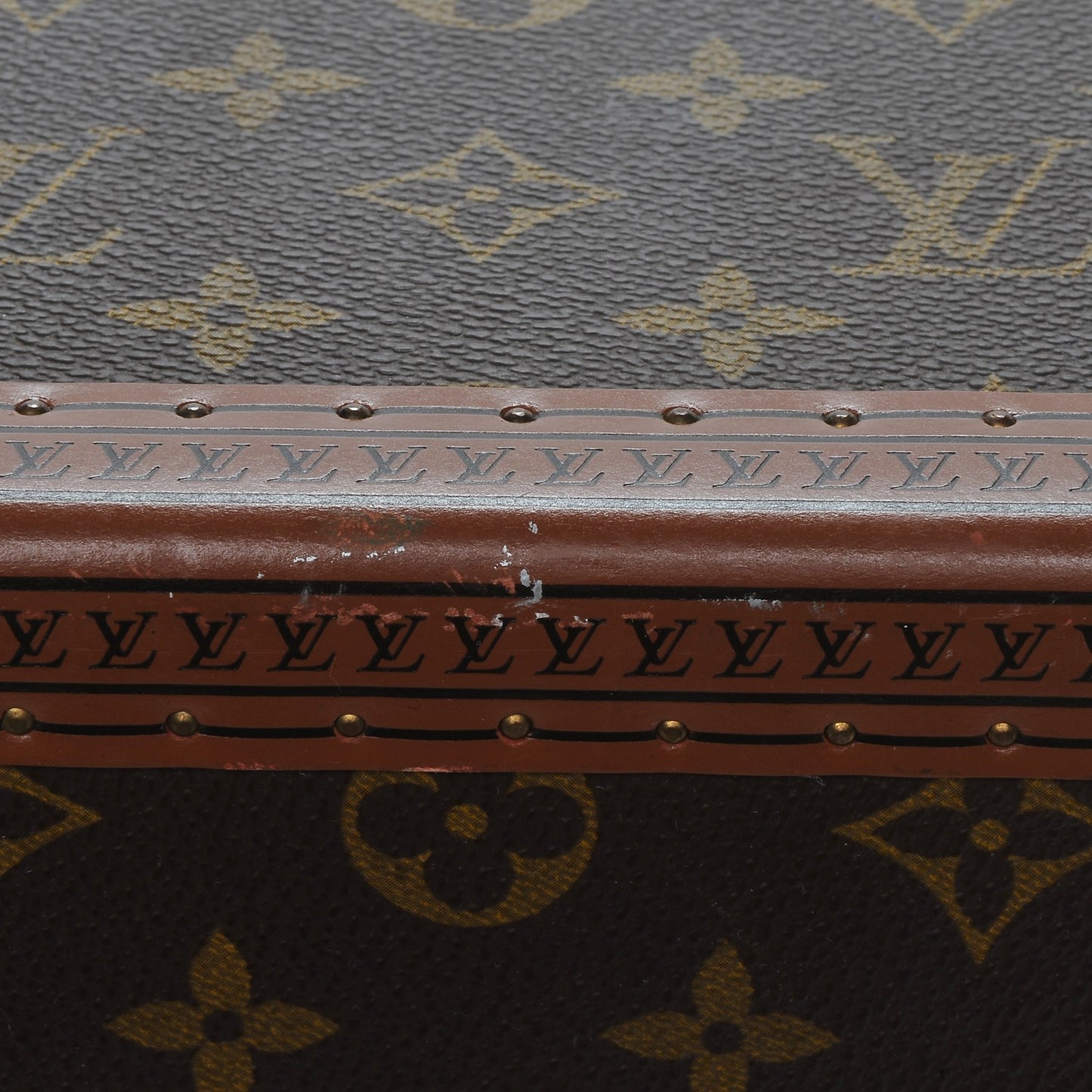 Monogram Boite Flacons Beauty Train Trunk Case