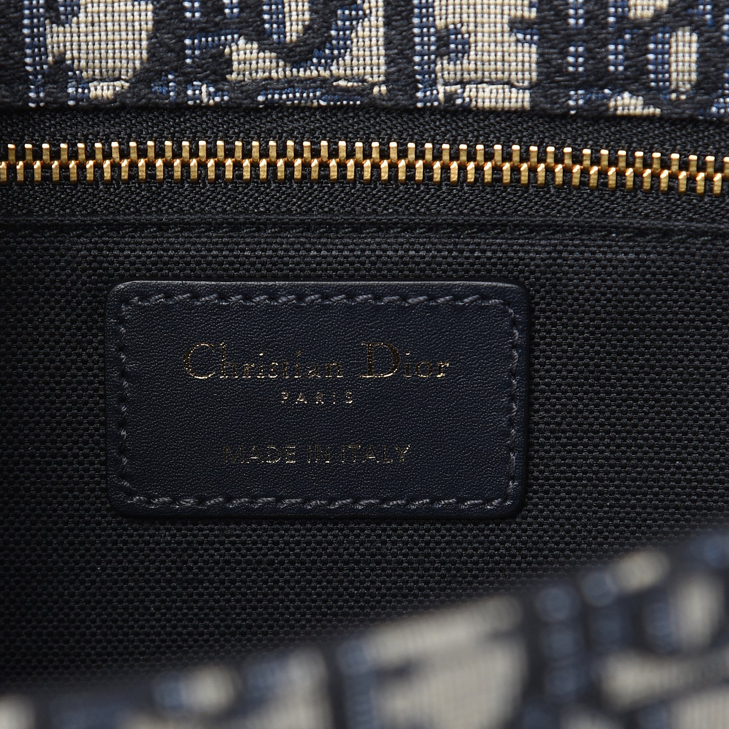Oblique 30 Montaigne Flap Bag Blue