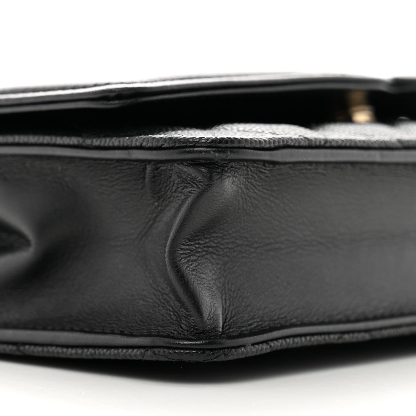 Caviar Quilted CC Filigree Wallet On Chain WOC Black
