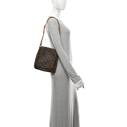 Louis Vuitton Monogram Musette Salsa 2 of 10