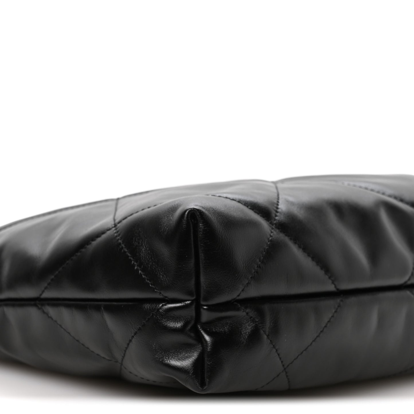 Calfskin Quilted Small Chanel 22 Black
