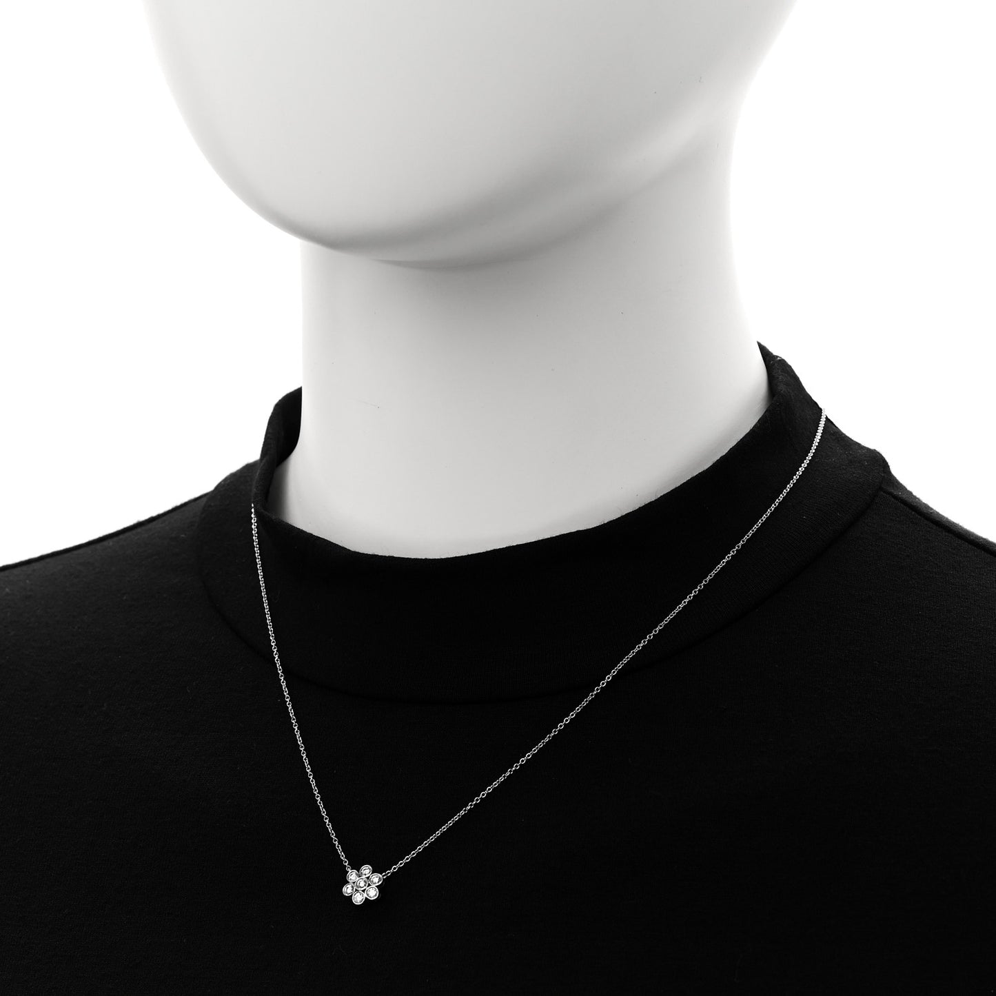 Platinum Diamond Flower Pendant Necklace