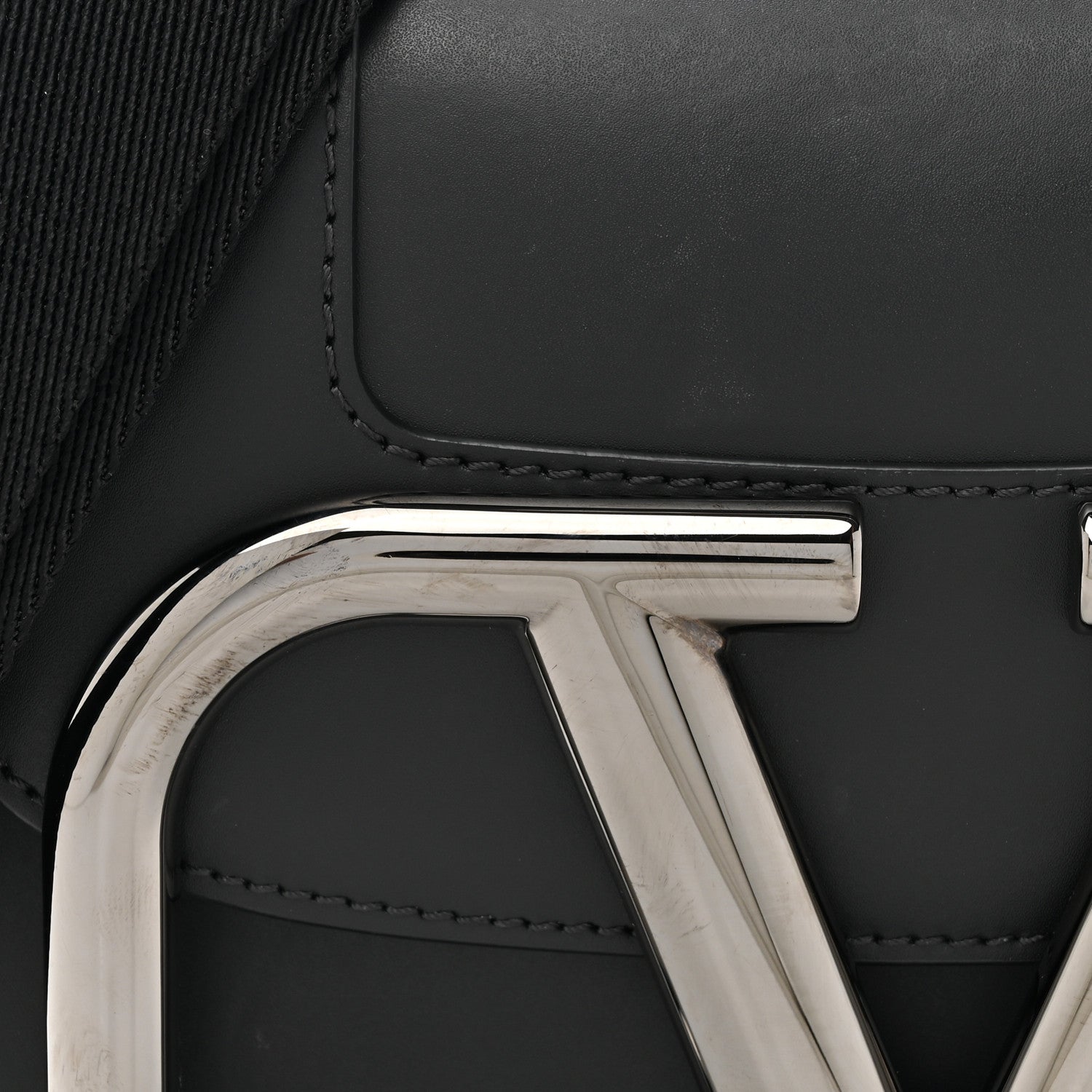 Valentino Garavani Smooth Calfskin Small Supervee Crossbody Bag Black 7 of 14