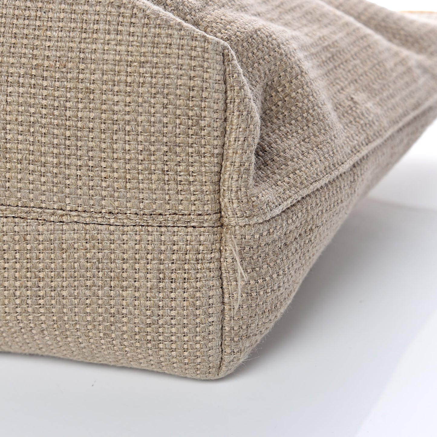 Woven Straw Raffia Roll Tote