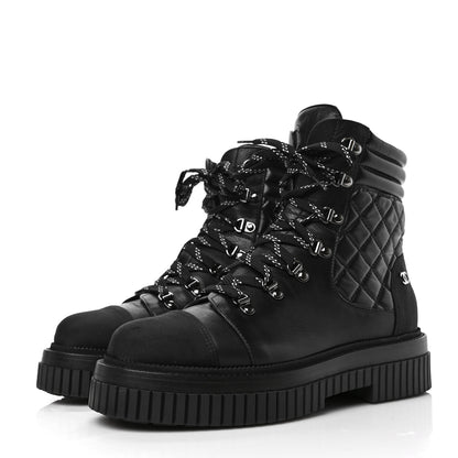 Chanel Calfskin Grosgrain Quilted Lace Up Boots 41 Black Grey 3 of 7
