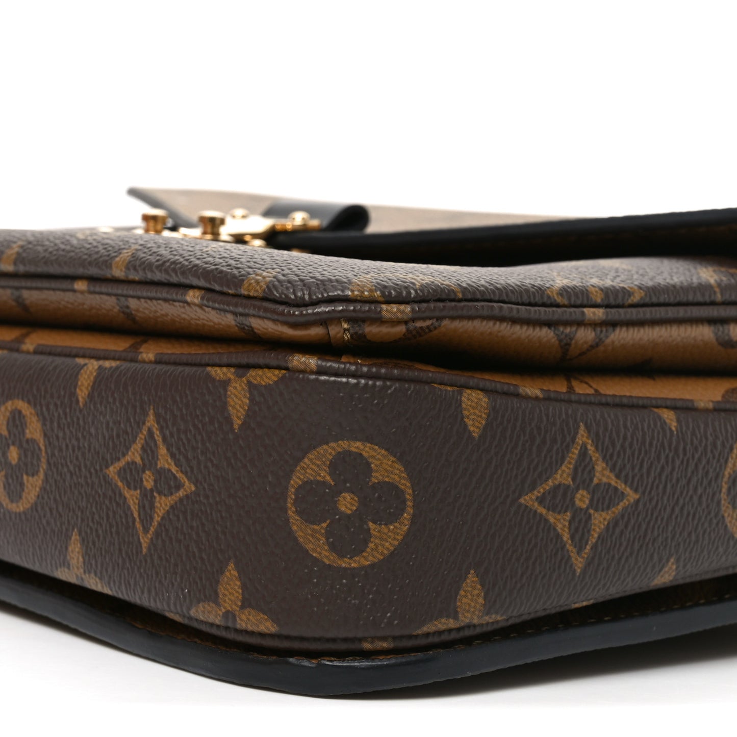 Reverse Monogram Pochette Metis