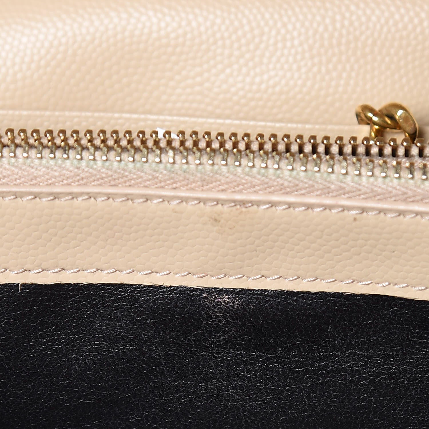 Saint Laurent Grain De Poudre Matelasse Chevron Monogram Chain Wallet Deep Beige 19 of 21