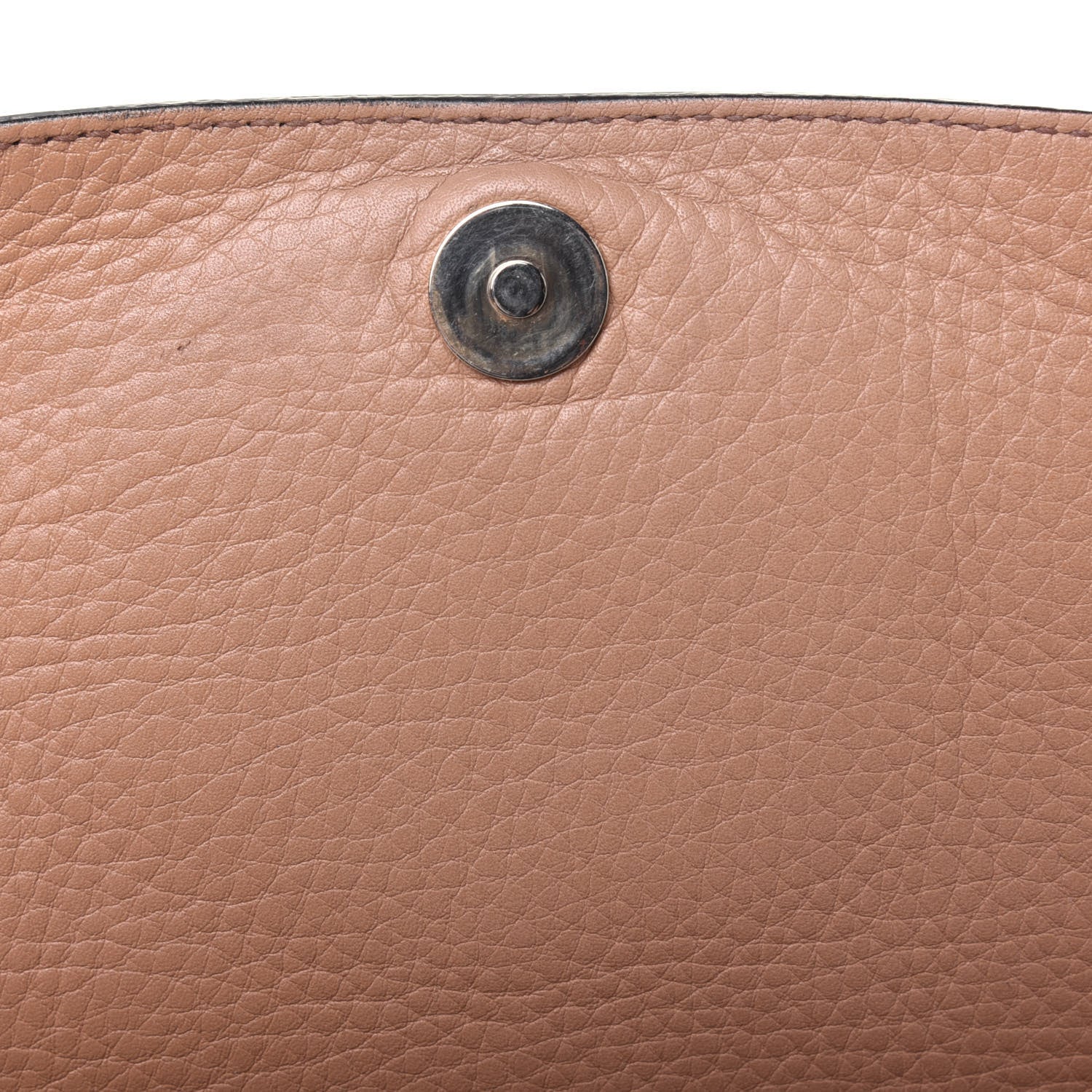 Gucci Pebbled Calfskin Medium Soho Flap Crossbody Camelia 16 of 25