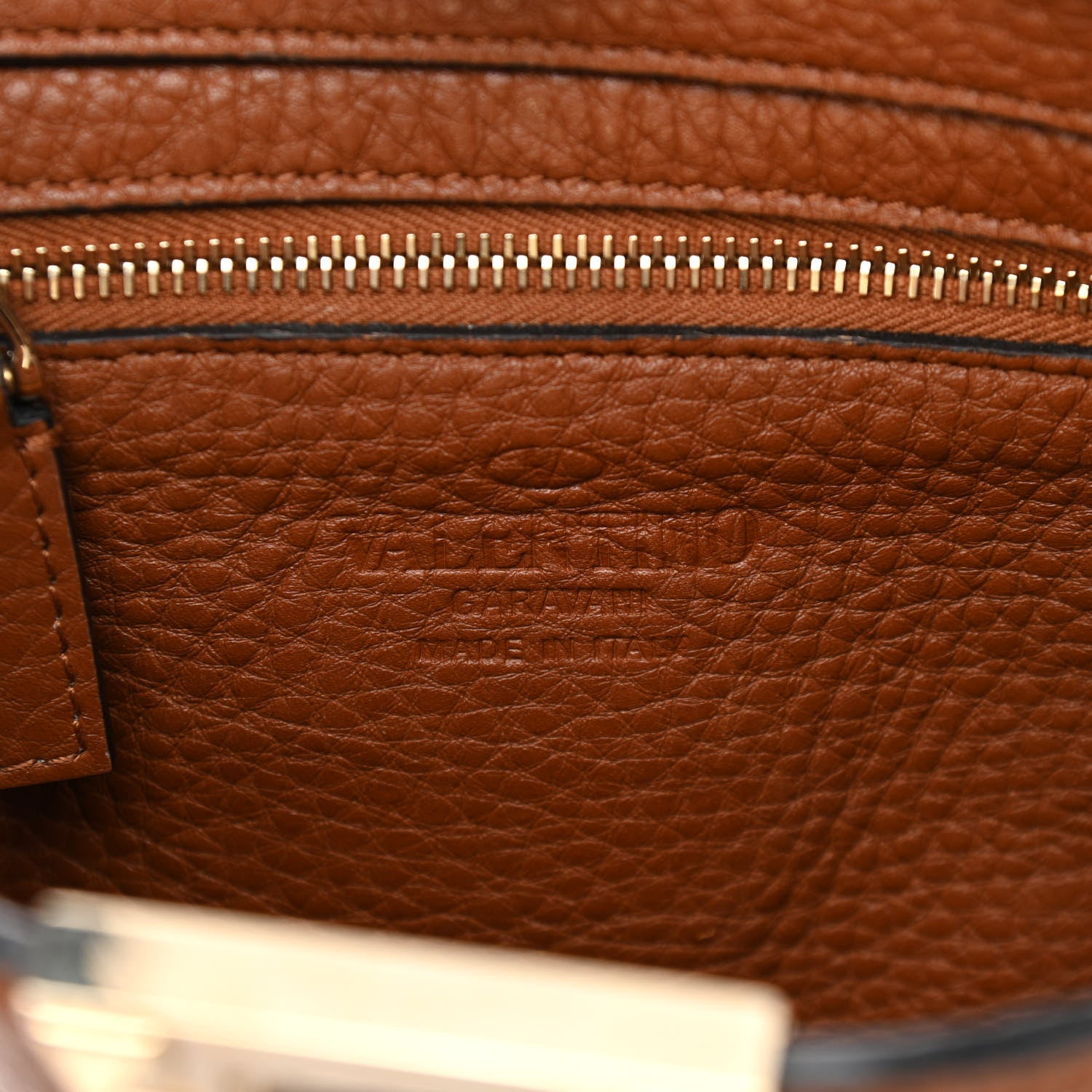 Valentino Garavani Pebbled Calfskin Mini Rockstud Flip-Lock Messenger Bag Light Cuir 5 of 10