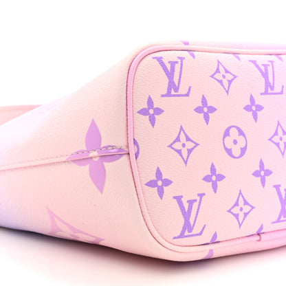 Louis Vuitton Monogram Giant Spring In The City Marshmallow Hobo PM Sunrise Pastel 9 of 11