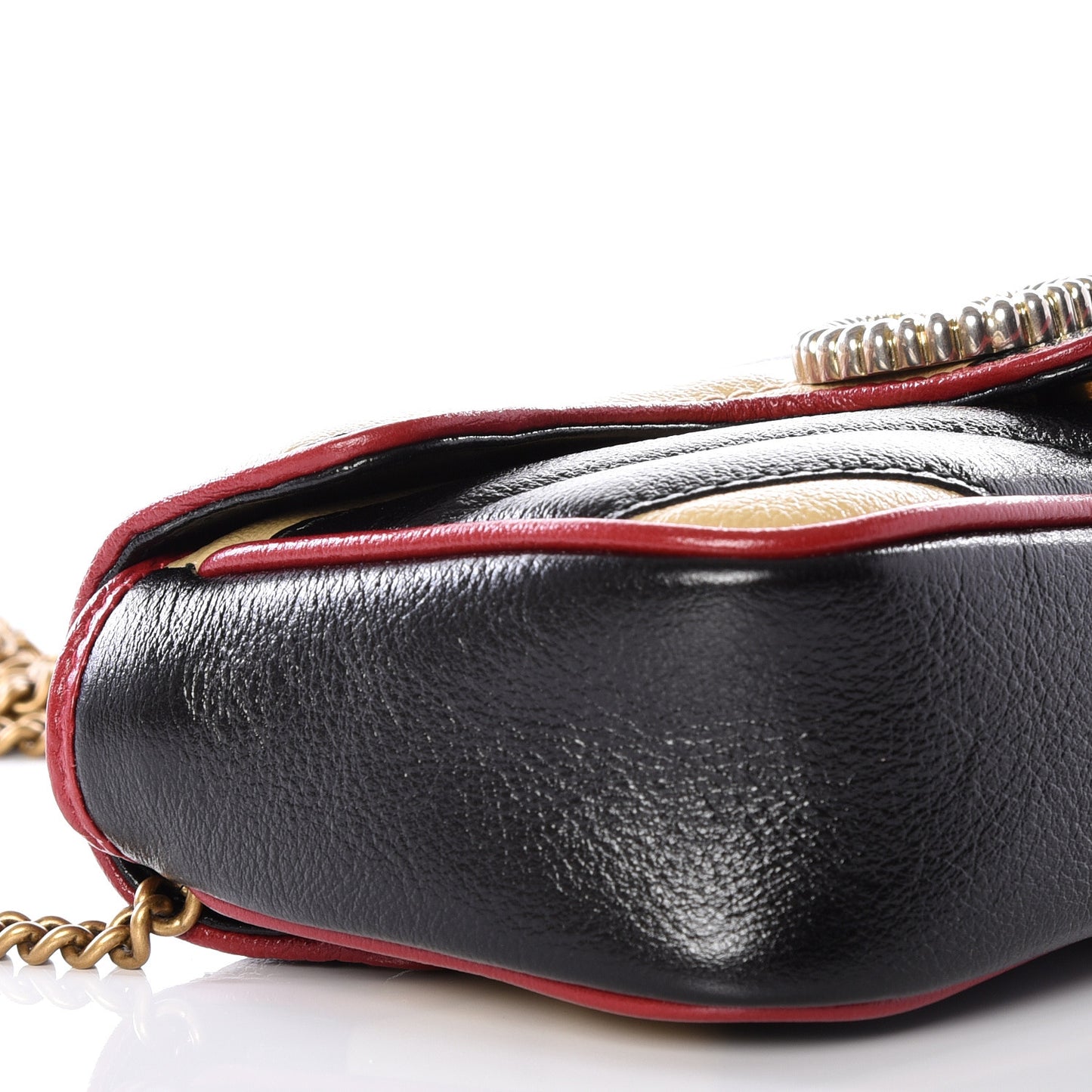 Vintage Effect Calfskin Matelasse Diagonal Striped Super Mini Torchon GG Marmont Shoulder Bag Black Beige