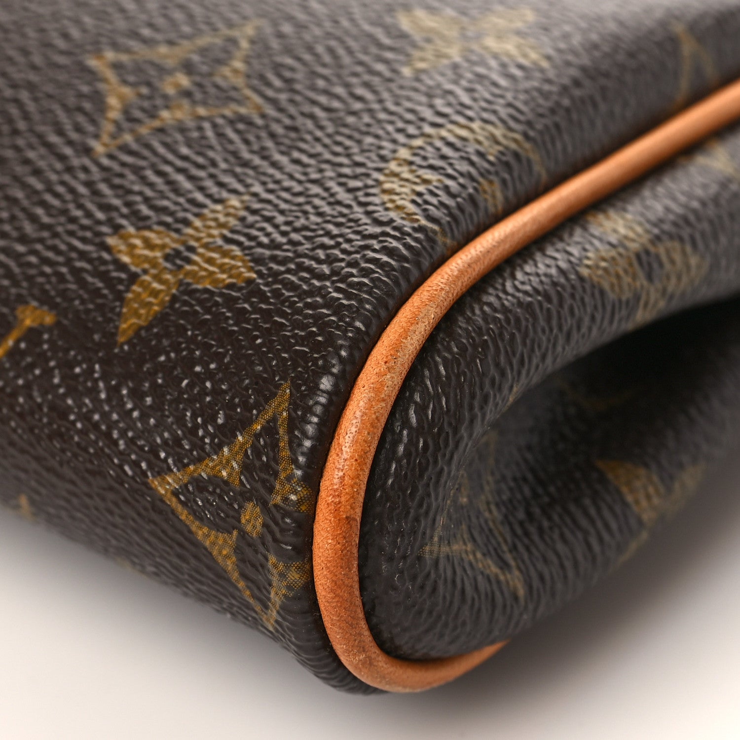 Louis Vuitton Monogram Eva Clutch 9 of 10