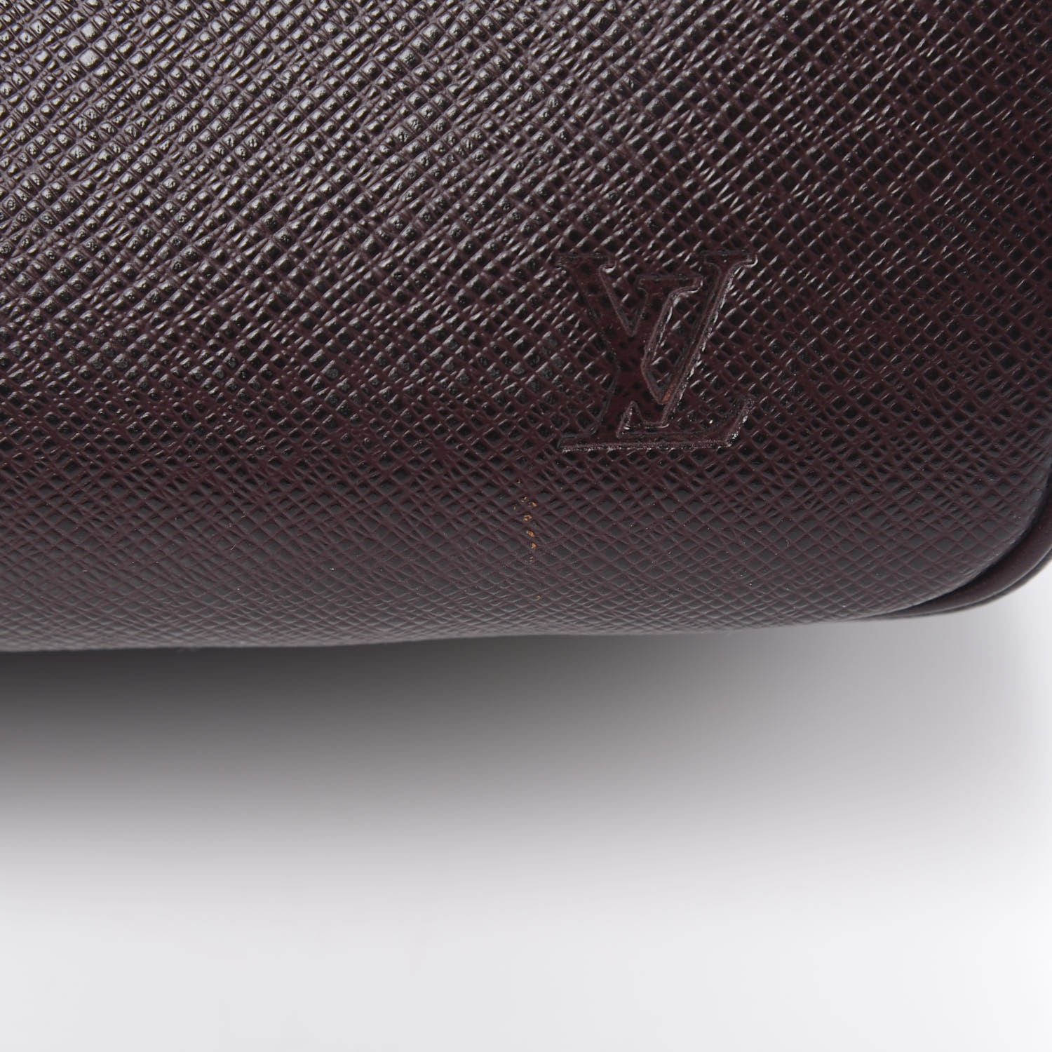 Louis Vuitton Taiga Helanga 1 Poche Acajou 11 of 14