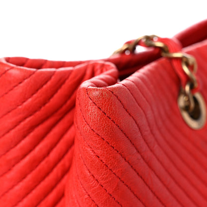 Chanel Wrinkled Lambskin Chevron Quilted Large Surpique Tote Red 13 of 31