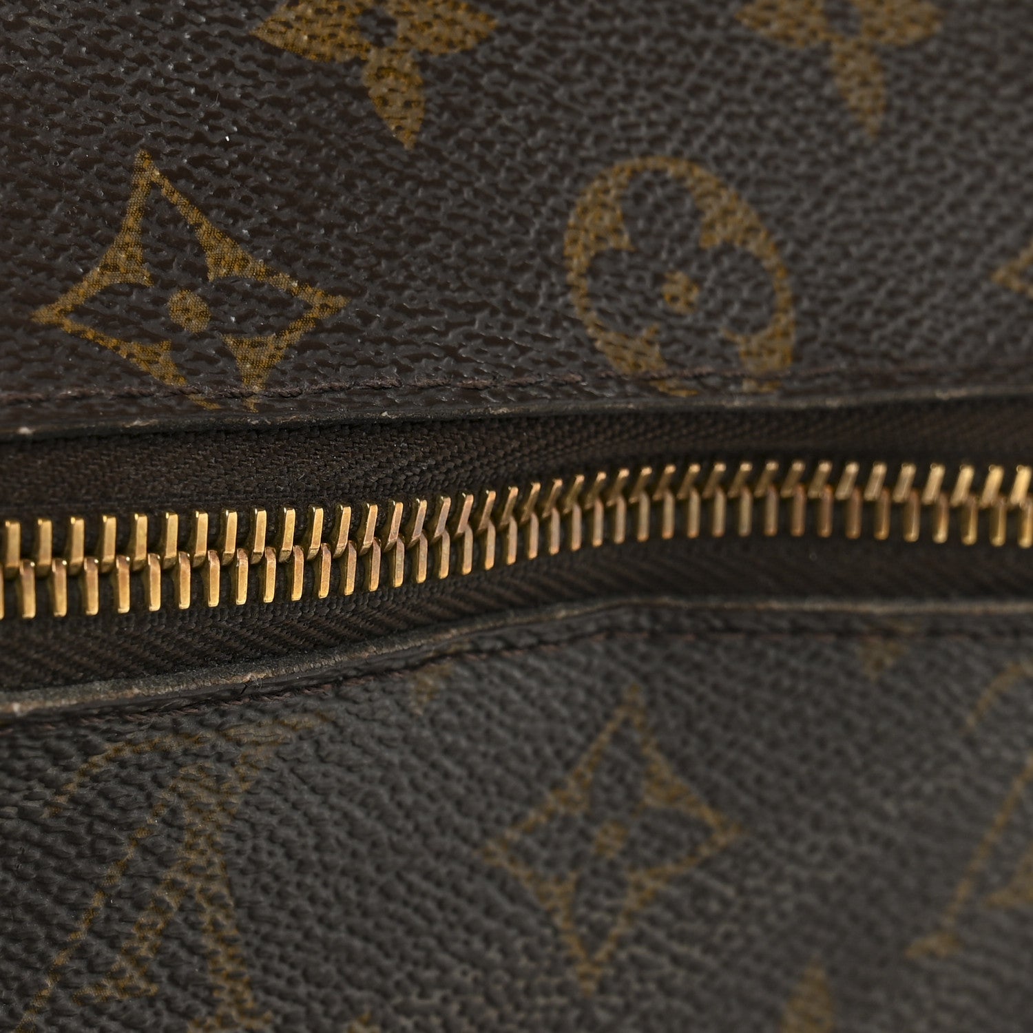 Louis Vuitton Monogram Pochette Metis 17 of 20