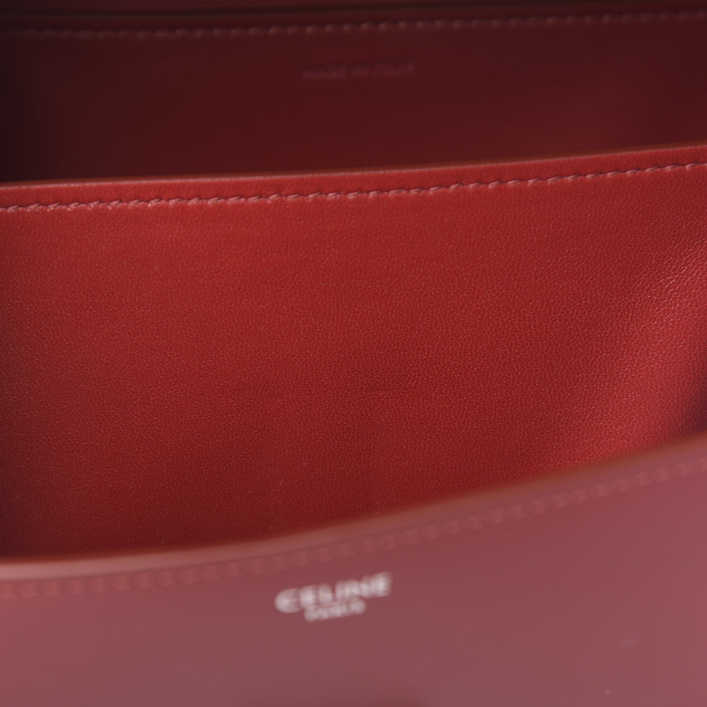 Box Calfskin Medium Classic Box Flap Bag Red