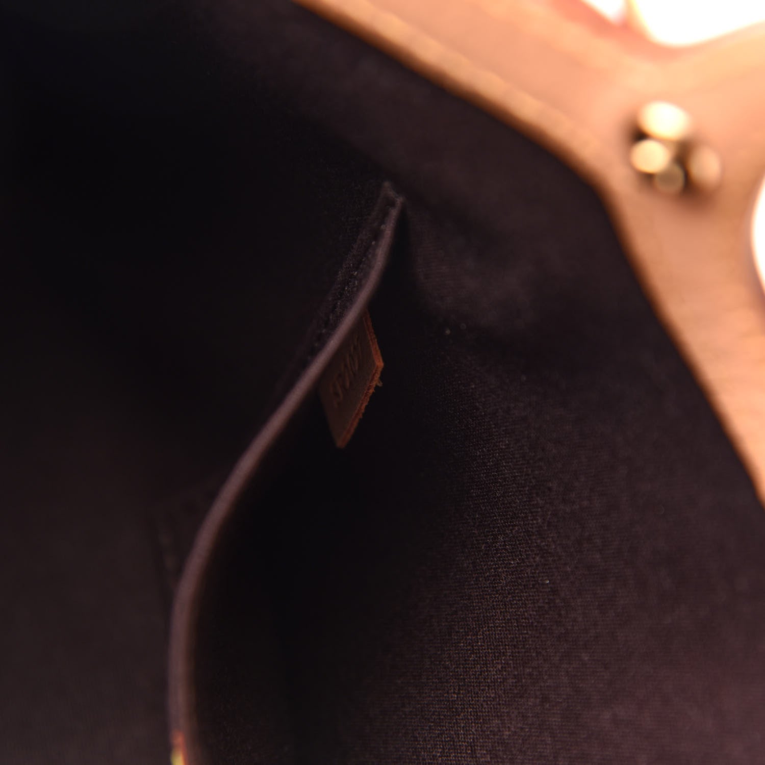 Louis Vuitton Vernis Roxbury Drive Amarante 7 of 10