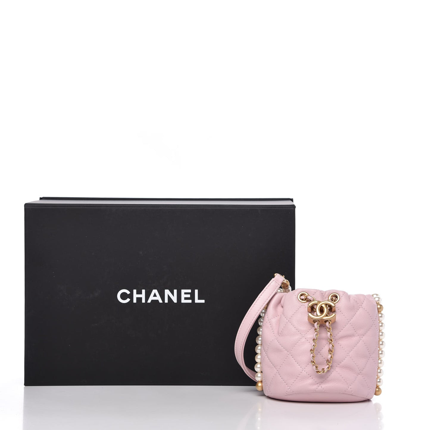 Calfskin Quilted Pearl Mini About Pearls Drawstring Bucket Light Pink