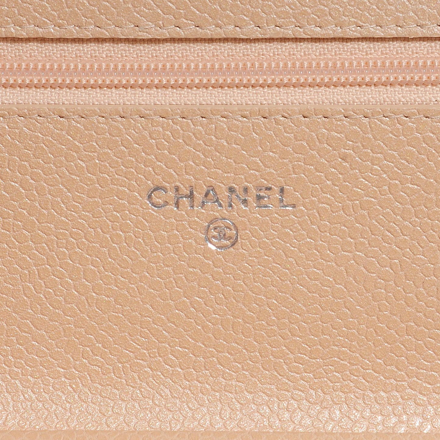 Caviar Quilted Wallet On Chain WOC Beige