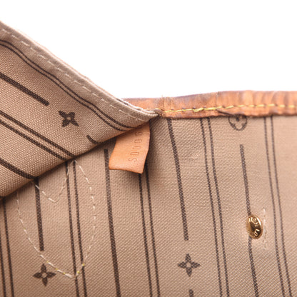 Louis Vuitton Monogram Neverfull MM 8 of 16