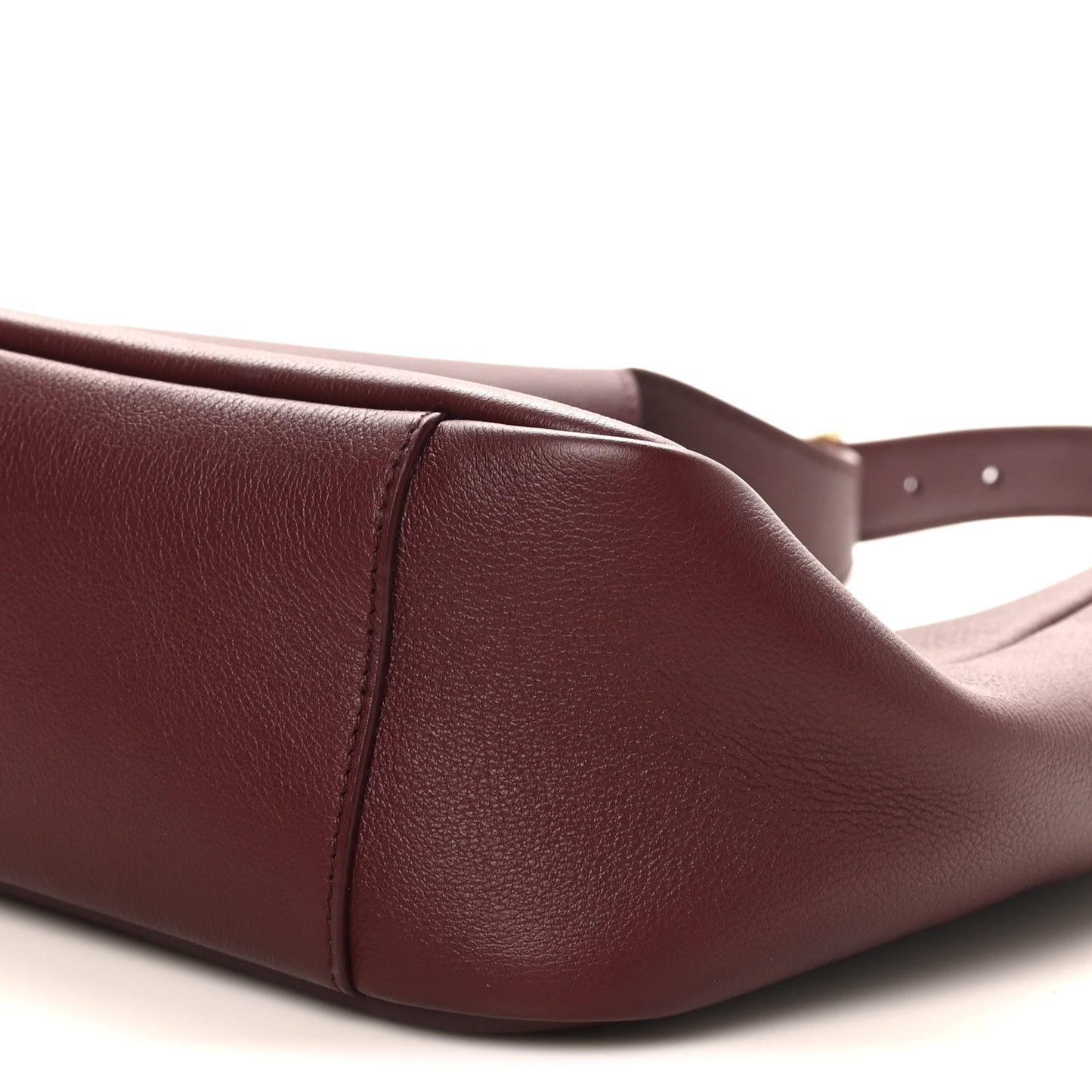 Smooth Calfskin Small Le 5 A 7 Soft Hobo Rouge Legion