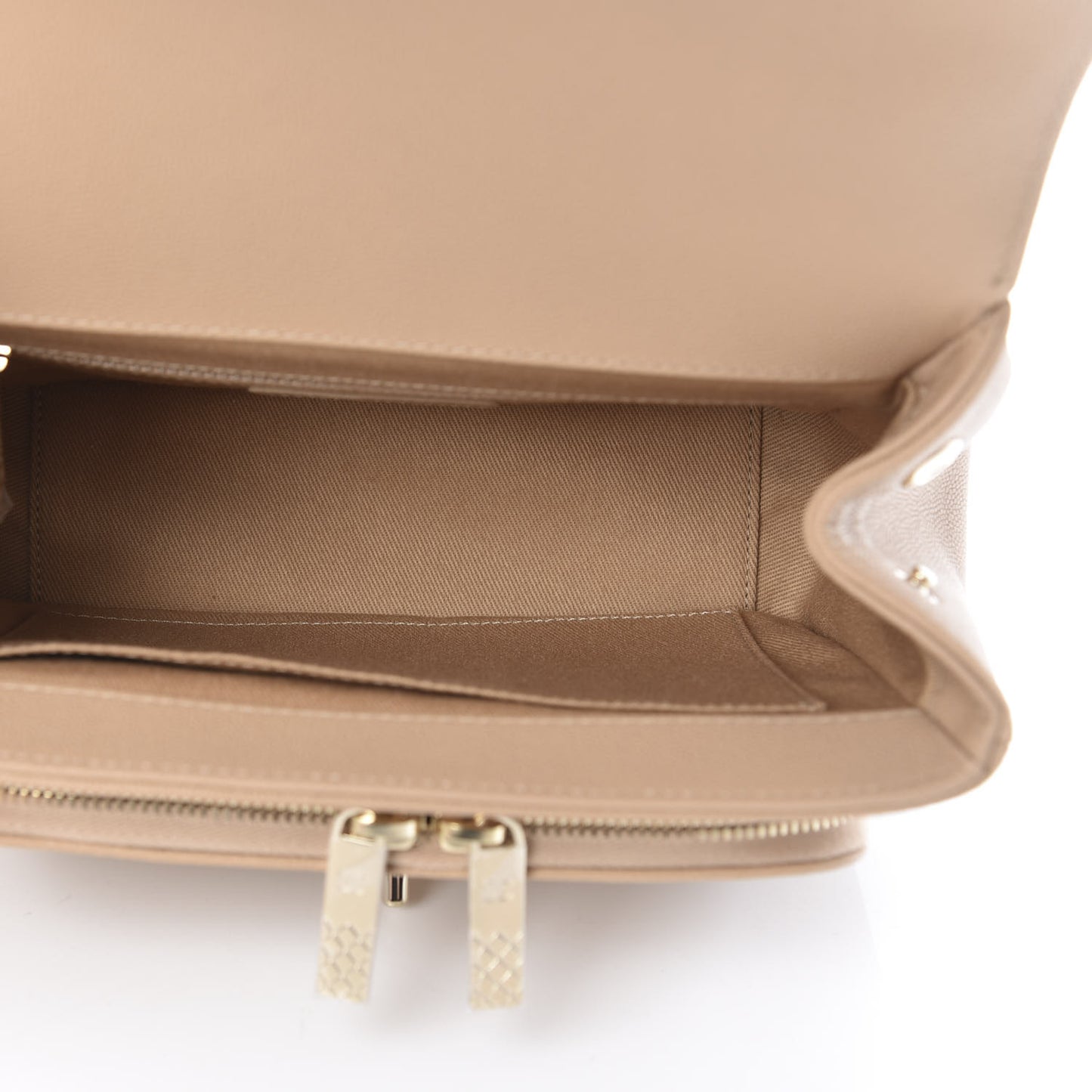 Caviar Quilted Medium Business Affinity Flap Beige