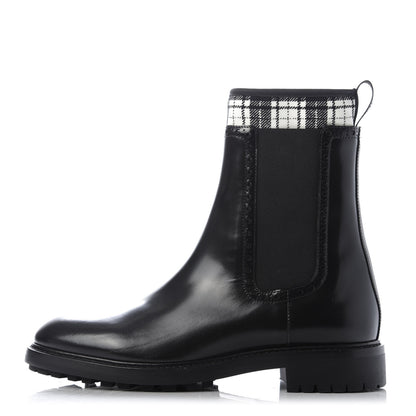 Christian Dior Calfskin Tartan D-Order Low Boot 38.5 Black Off White 1 of 9