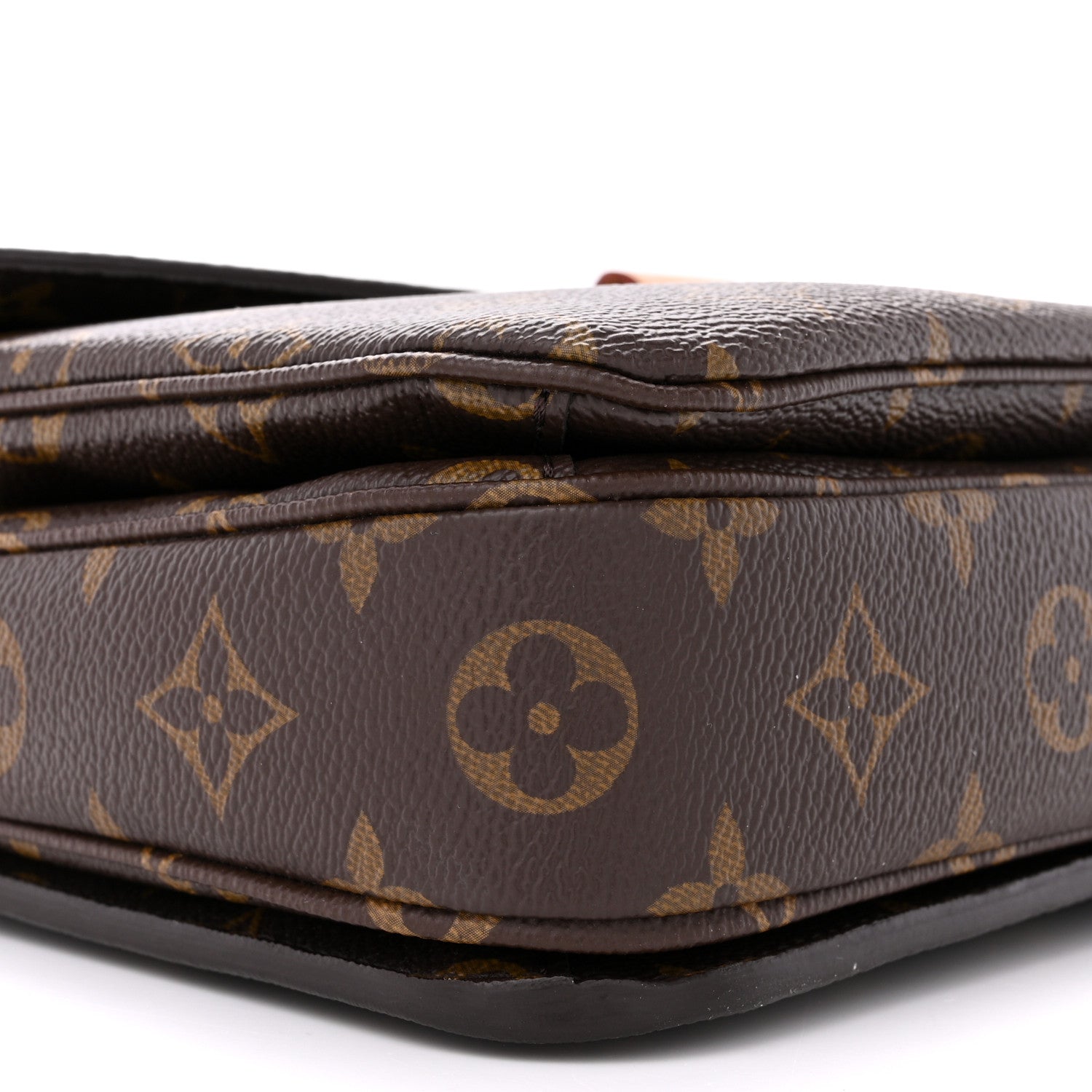 Louis Vuitton Monogram Pochette Metis 9 of 15