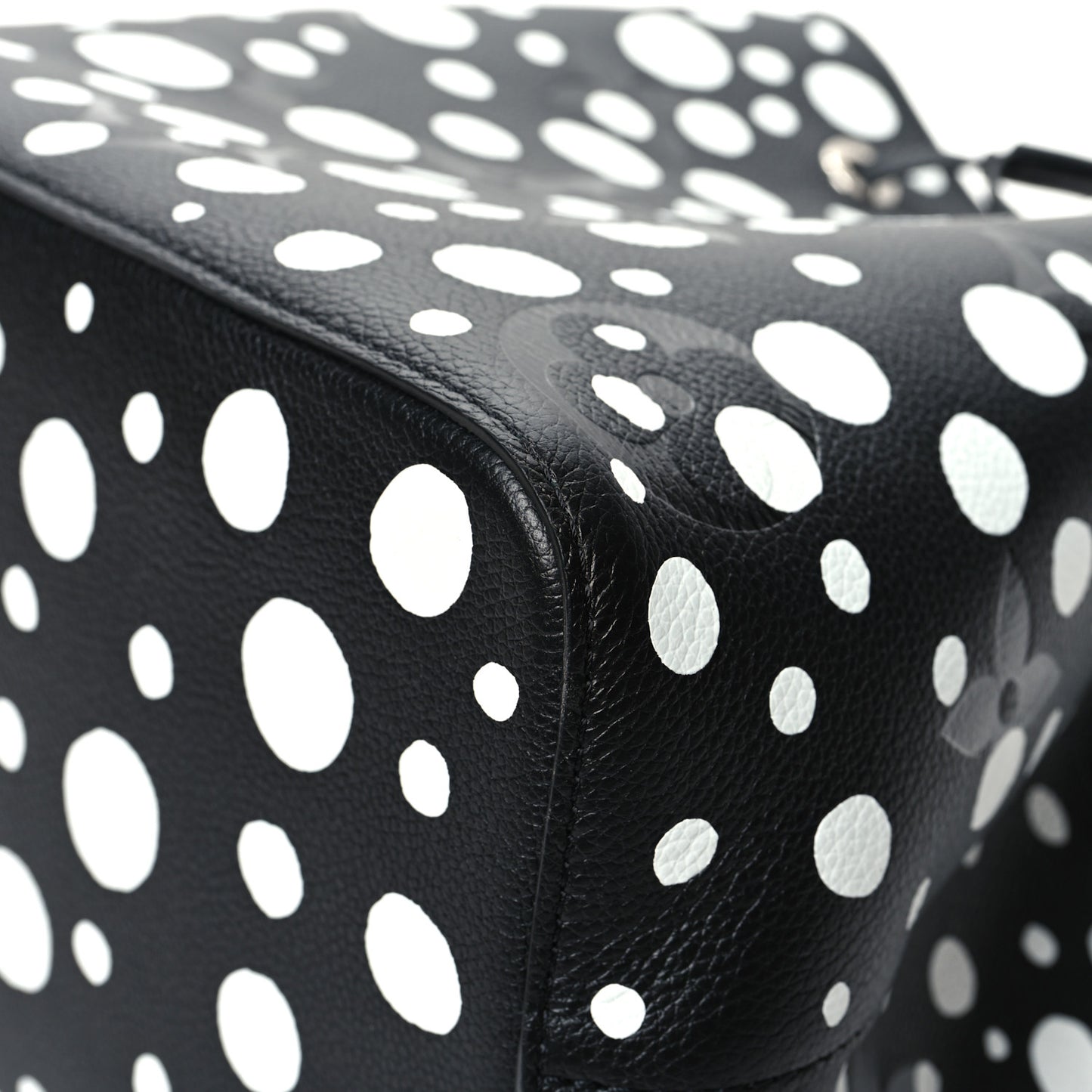 LV X YK Empreinte Neonoe MM Black White