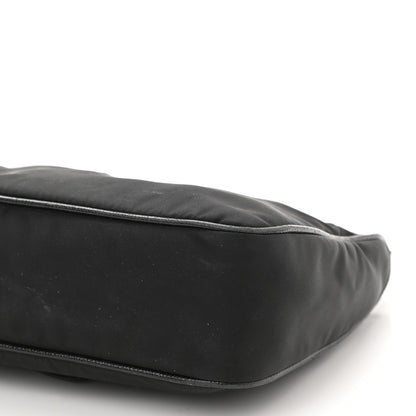 Prada Nylon Re-Edition 2005 Shoulder Bag Black 12 of 14