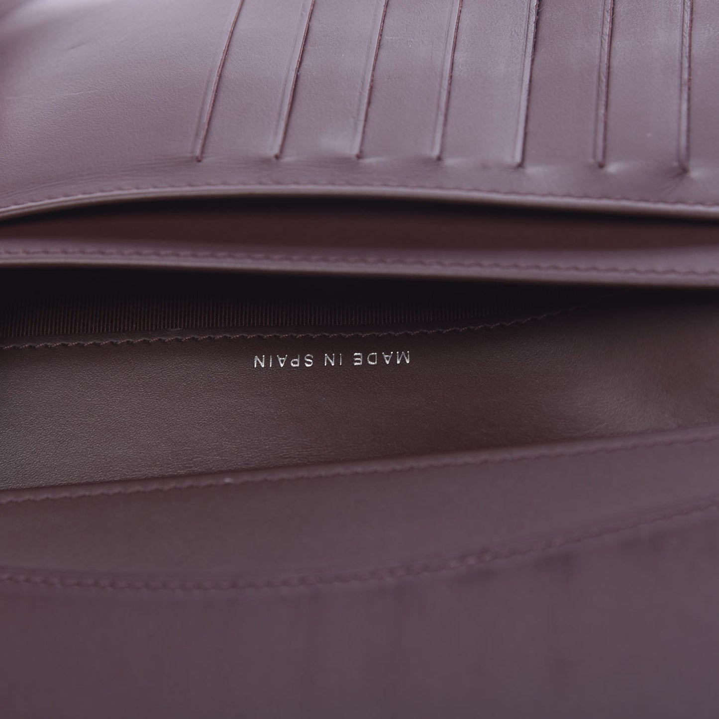 Caviar Quilted Yen Wallet Black