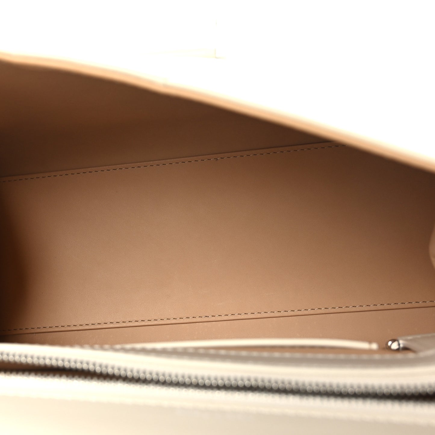 Box Calfskin MM Brillant Satchel Ivory