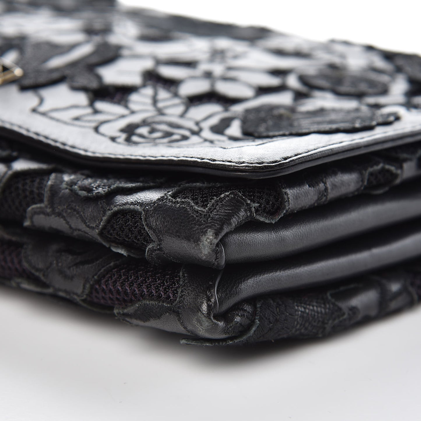 Lambskin Lace Large Girello Flap Black