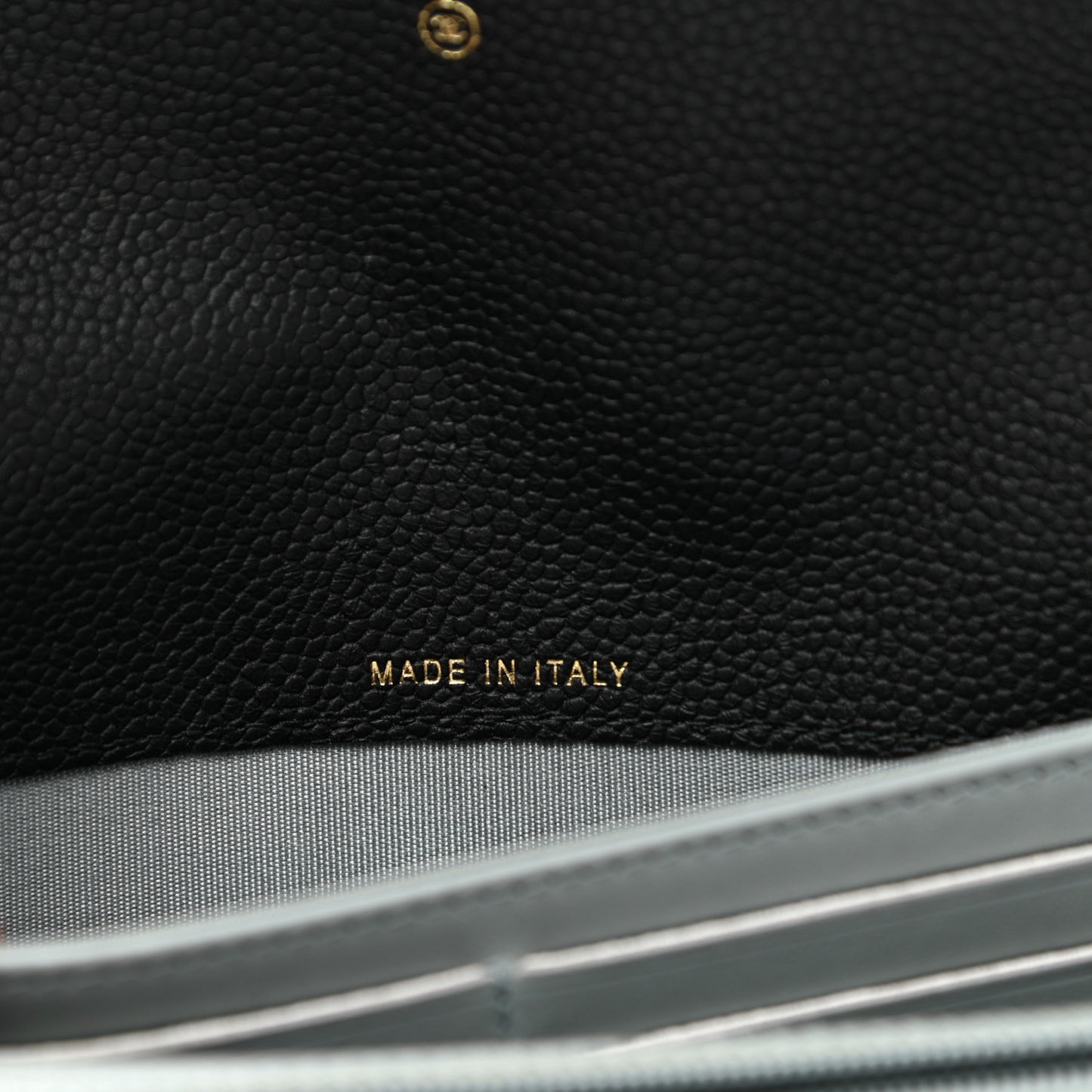 Caviar Quilted CC Box Gusset Flap Wallet Black