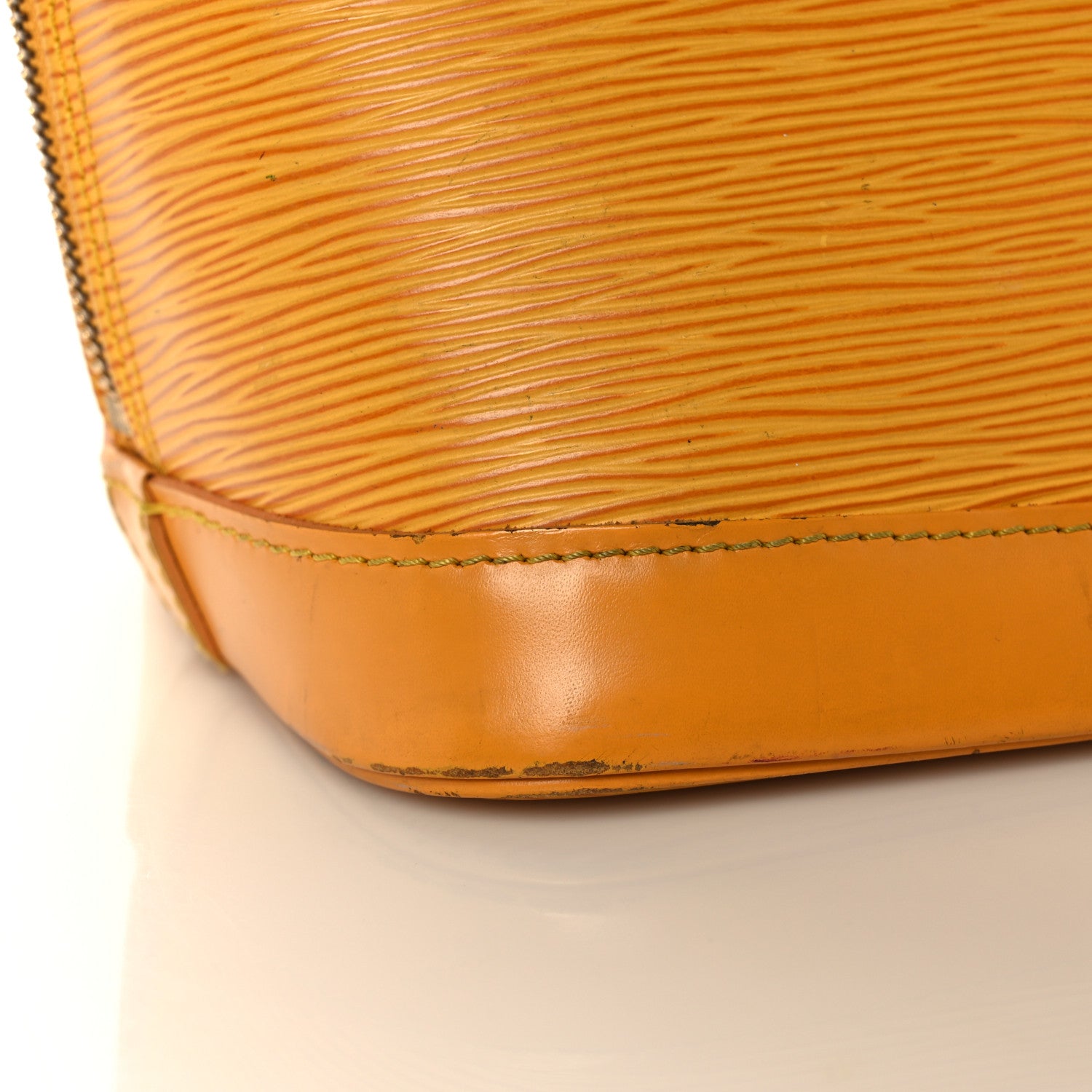 Louis Vuitton Epi Alma PM Tassil 21 of 38