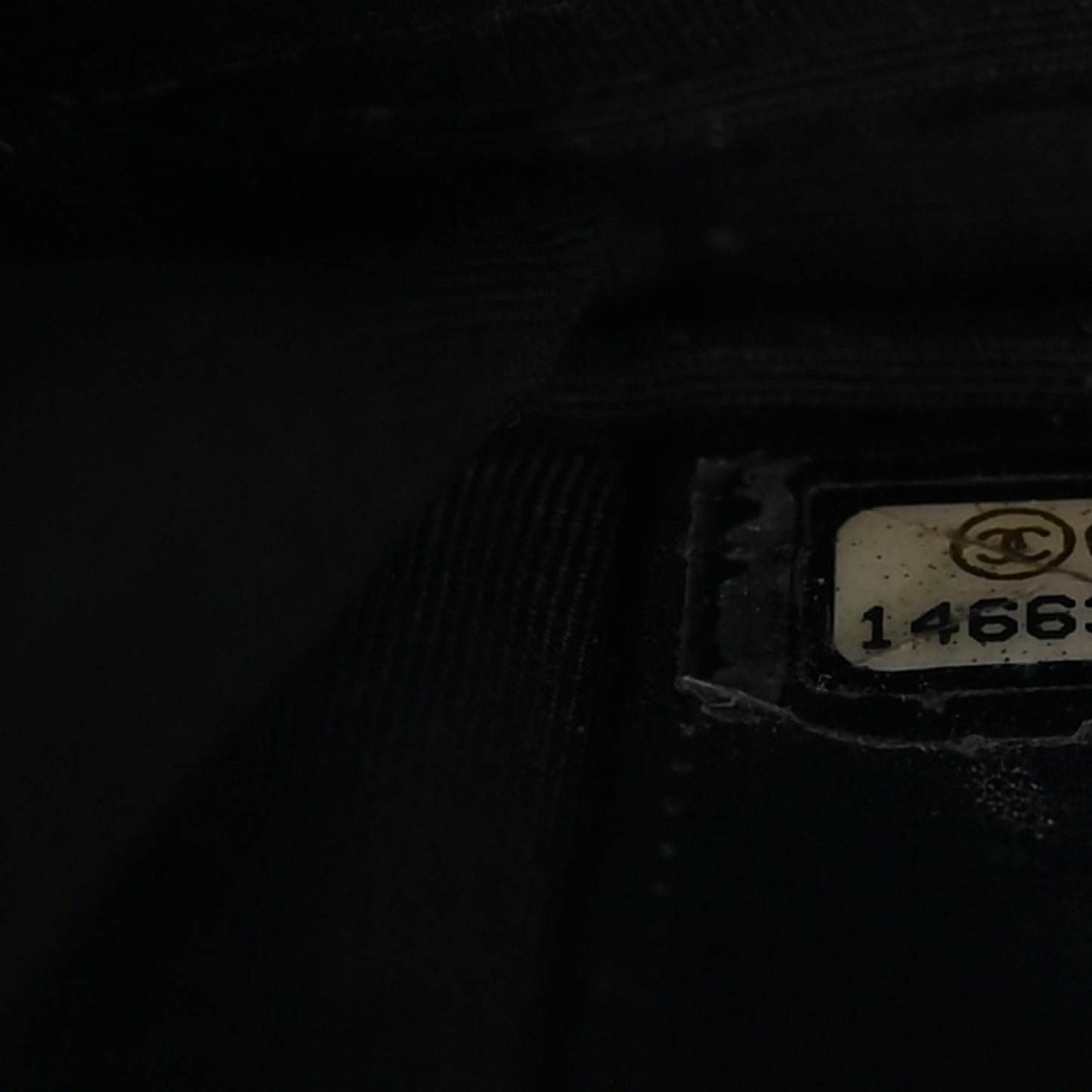 Patent Quilted Brilliant Wallet On Chain WOC Black