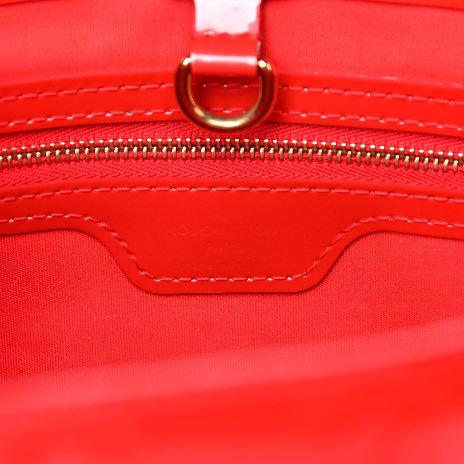 Louis Vuitton Vernis Wilshire PM Rouge 7 of 12