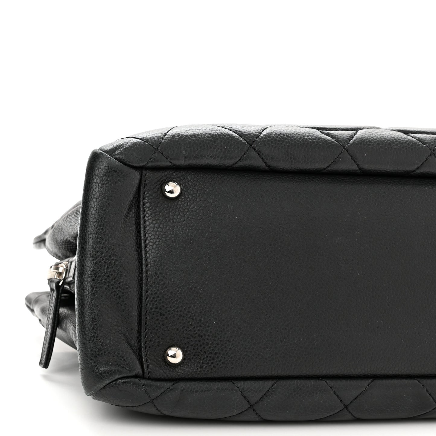 Caviar Quilted CC Timeless Soft Tote Black