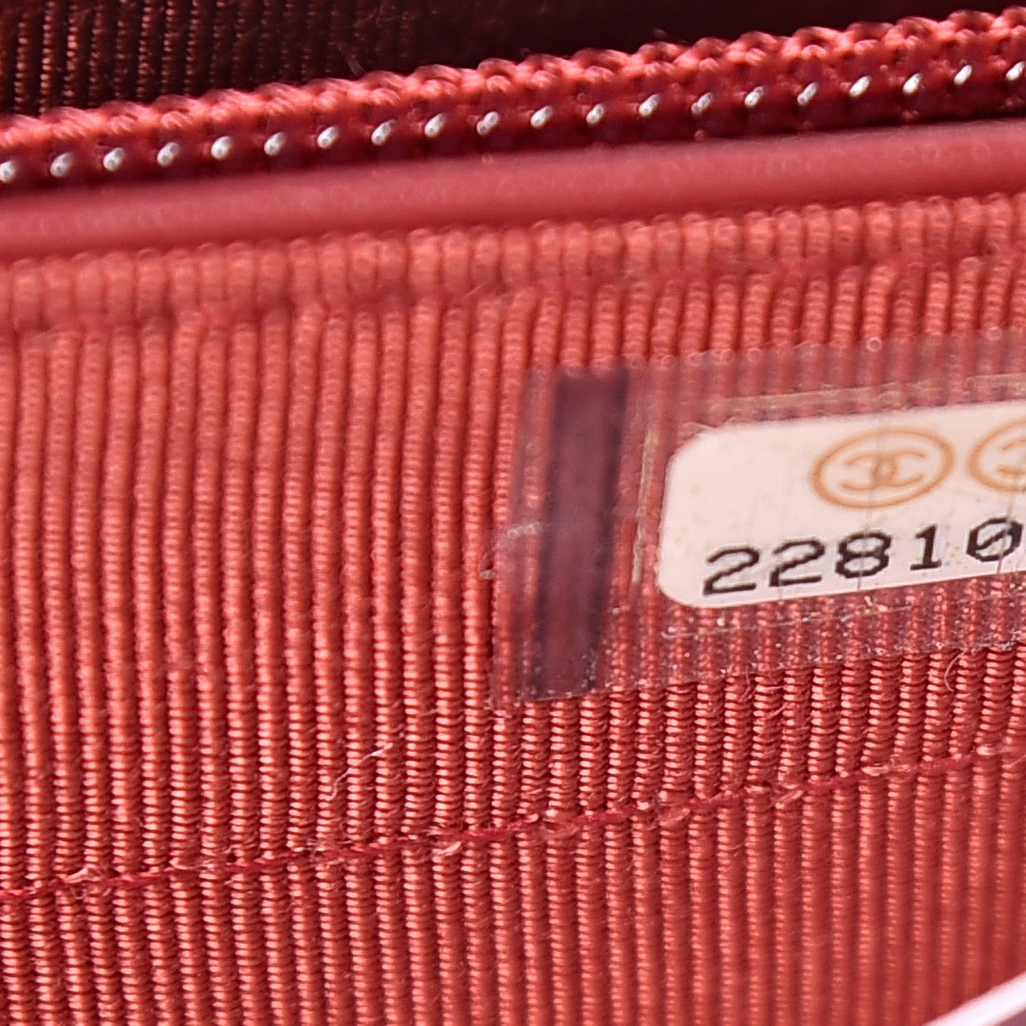 Caviar Quilted Wallet on Removable Chain Red