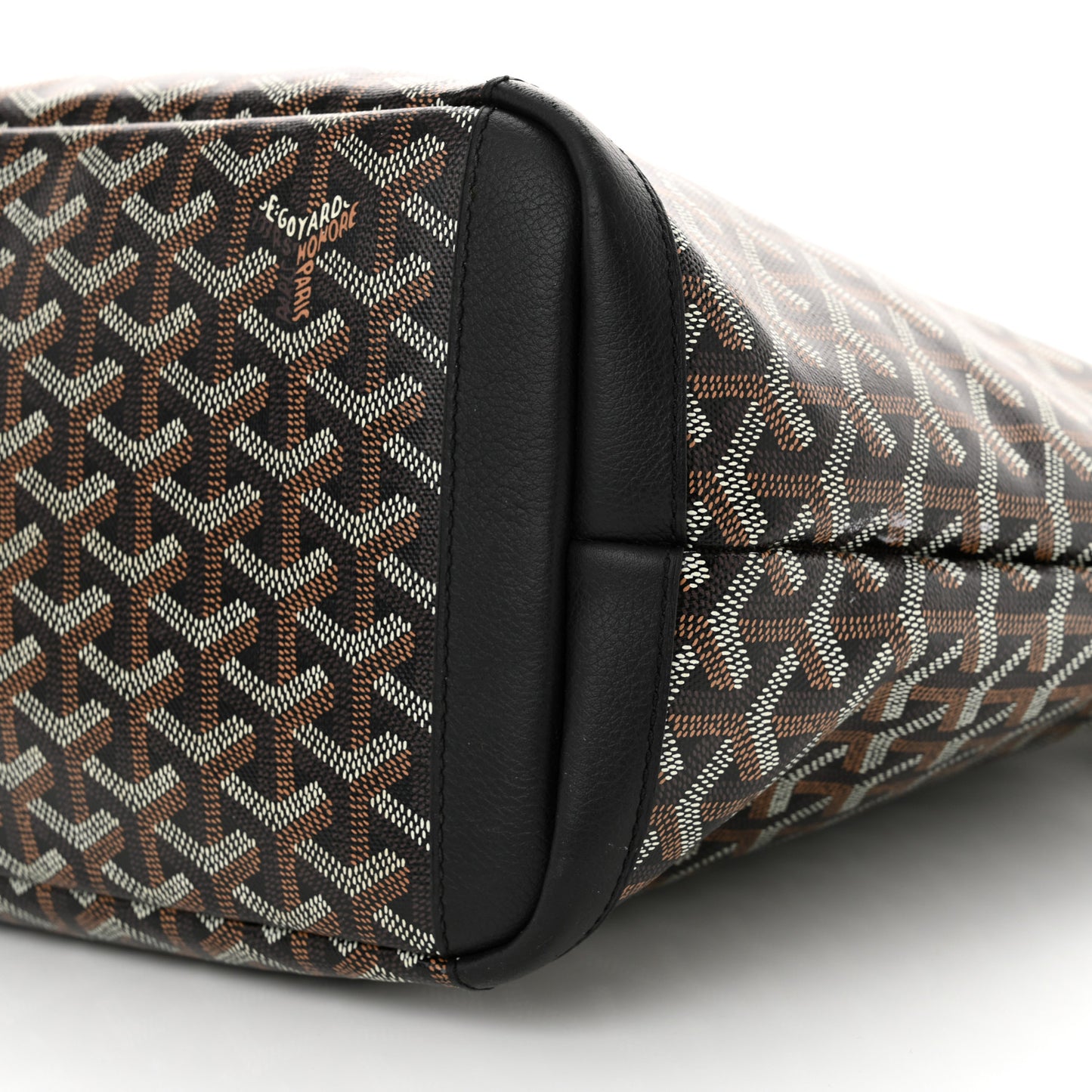 Goyardine Artois MM Black