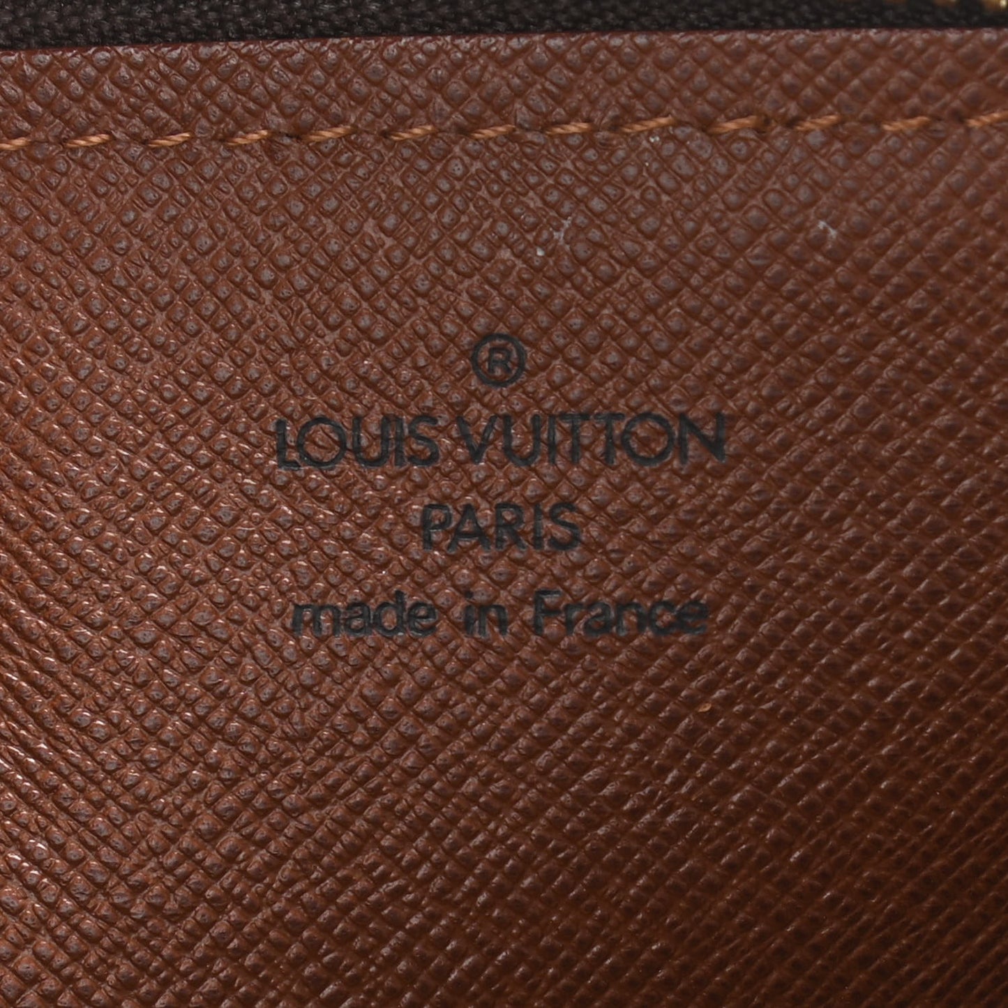 Monogram Papillon 26