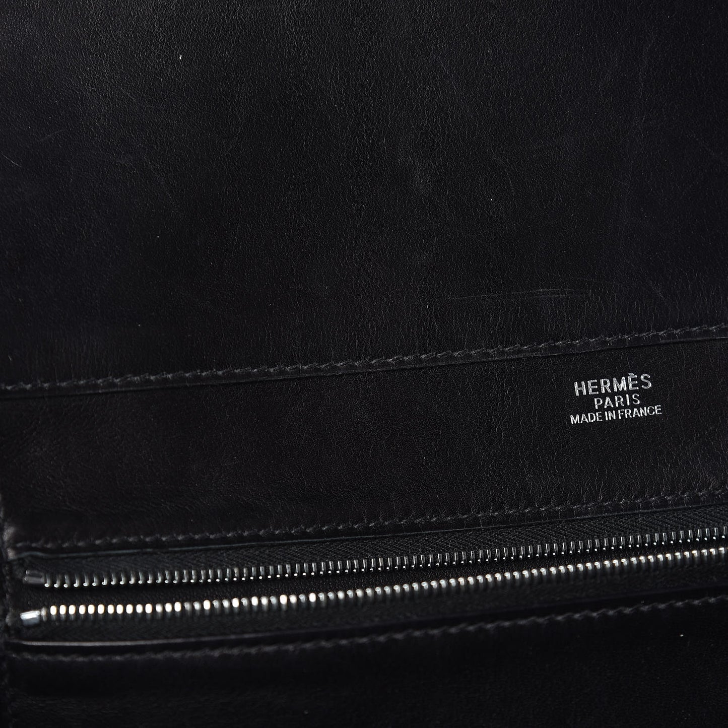 Swift Initiale Black