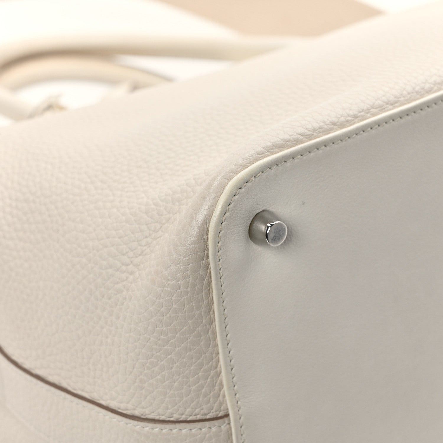 Hermes Taurillon Clemence Swift Toolbox 26 Craie 9 of 10