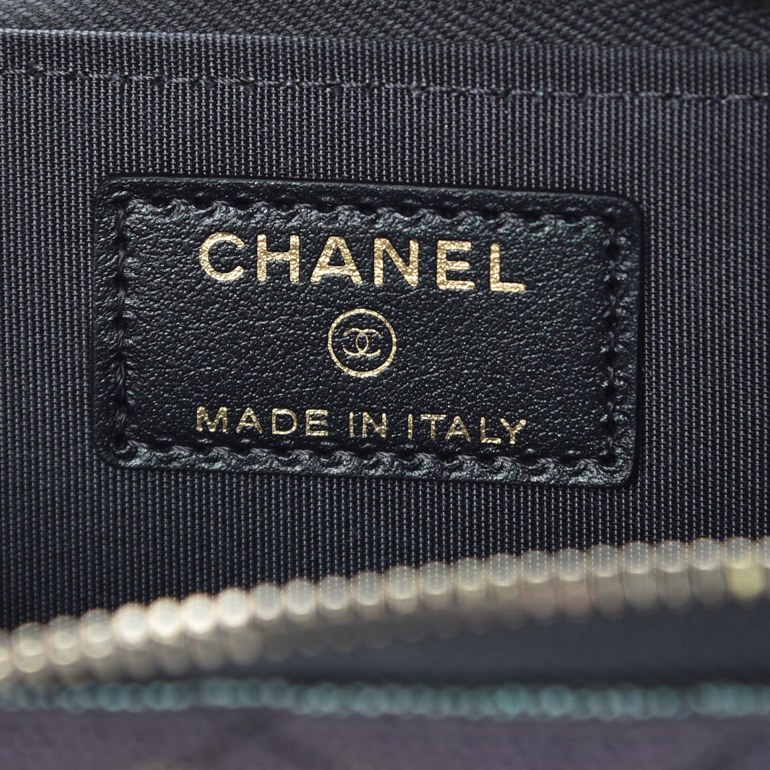 Chanel Iridescent Caviar Quilted Zipped Key Holder Case Black 6 of 9